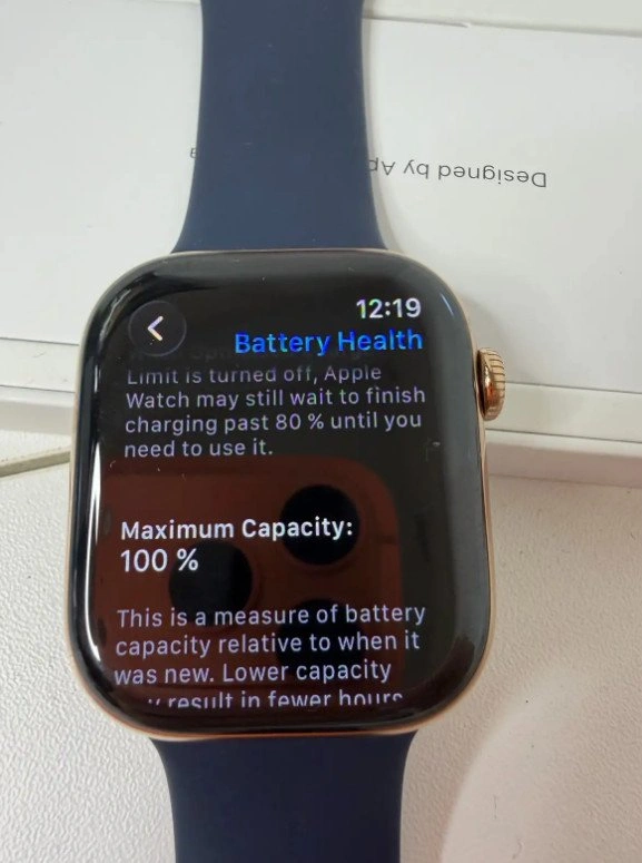 Apple watch Series 10 Titanium Gold 46mm - photo 4