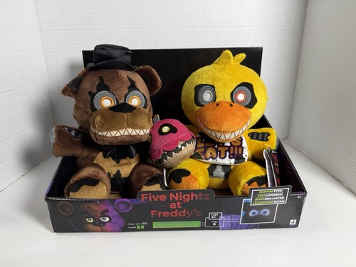 Jazwares FNAF Nightmare Freddy FNF0133 & Nightmare Chica FNF0135