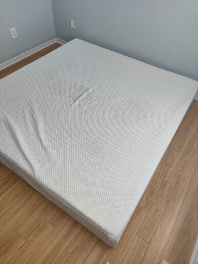 Memory Foam Mattress King size - photo 2