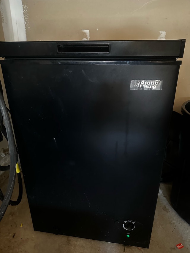 Arctic King Chest Freezer