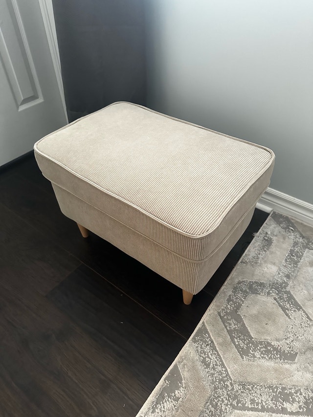 Ikea Strandmon Footstool - photo 2