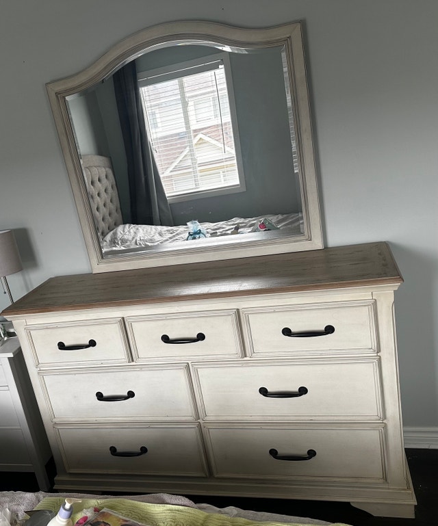 Teganville Dresser and Mirror