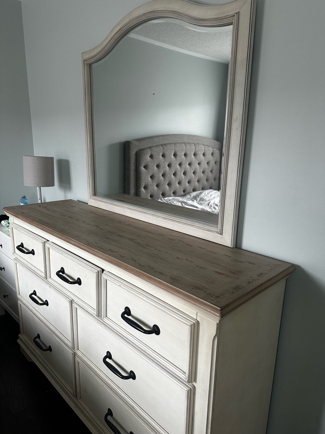 Teganville Dresser and Mirror - photo 3