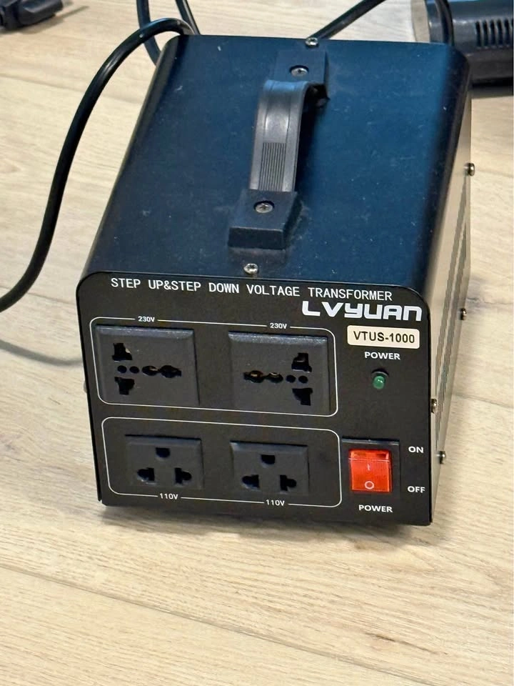 LVYUAN VTUS-1000 Step Up & Step Down Voltage Transformer
