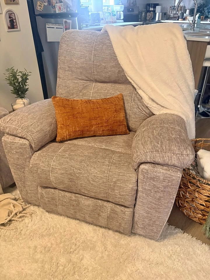Reclining chair