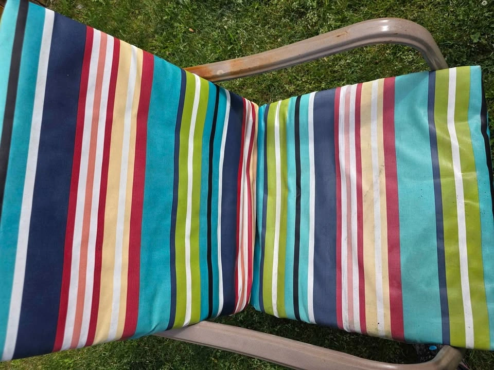 Patio set with glass table and 4 chairs - photo 3