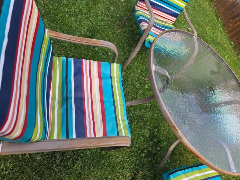 Patio set with glass table and 4 chairs - photo 5