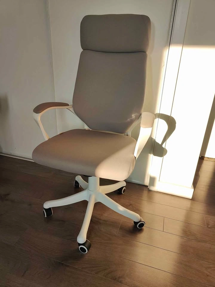 High-Back Office Chair with Headrest - photo 3