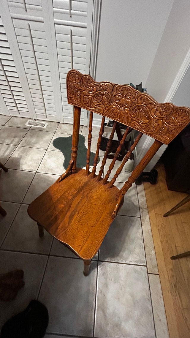 Real Wood Dining Room Table with Chairs - photo 3
