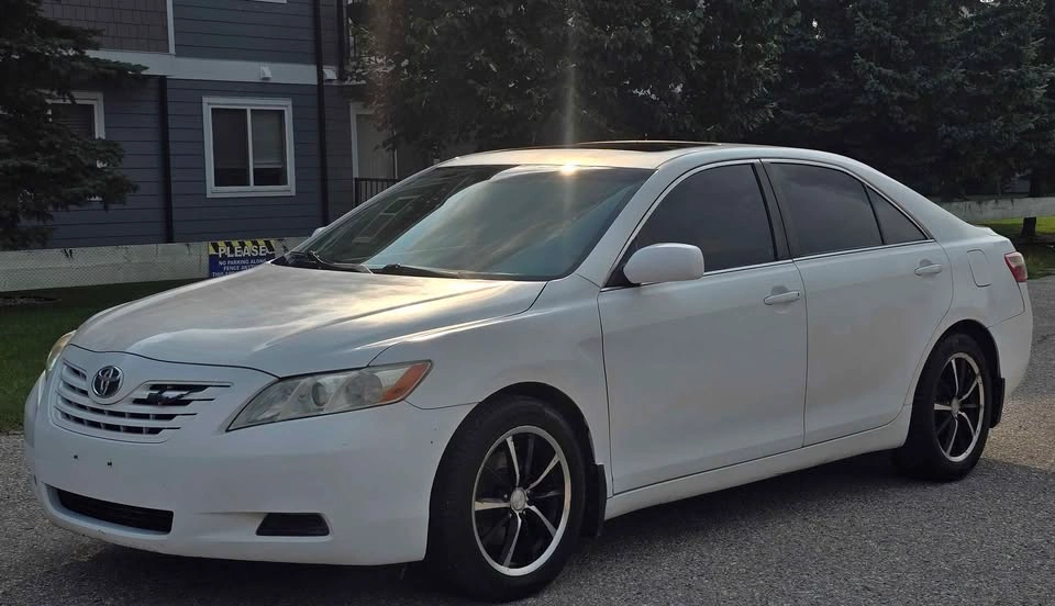 2007 Toyota Camry - photo 2