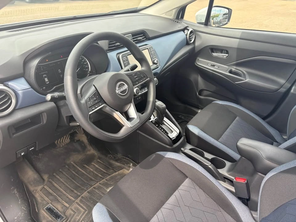 2025 Nissan Versa - photo 5
