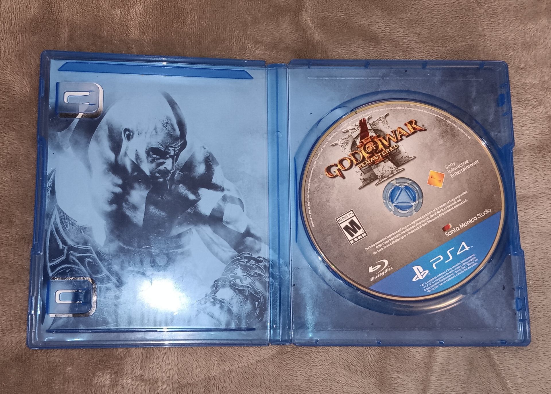 God of War III Remastered PS4 - FLAWLESS Disc - Mint - photo 3