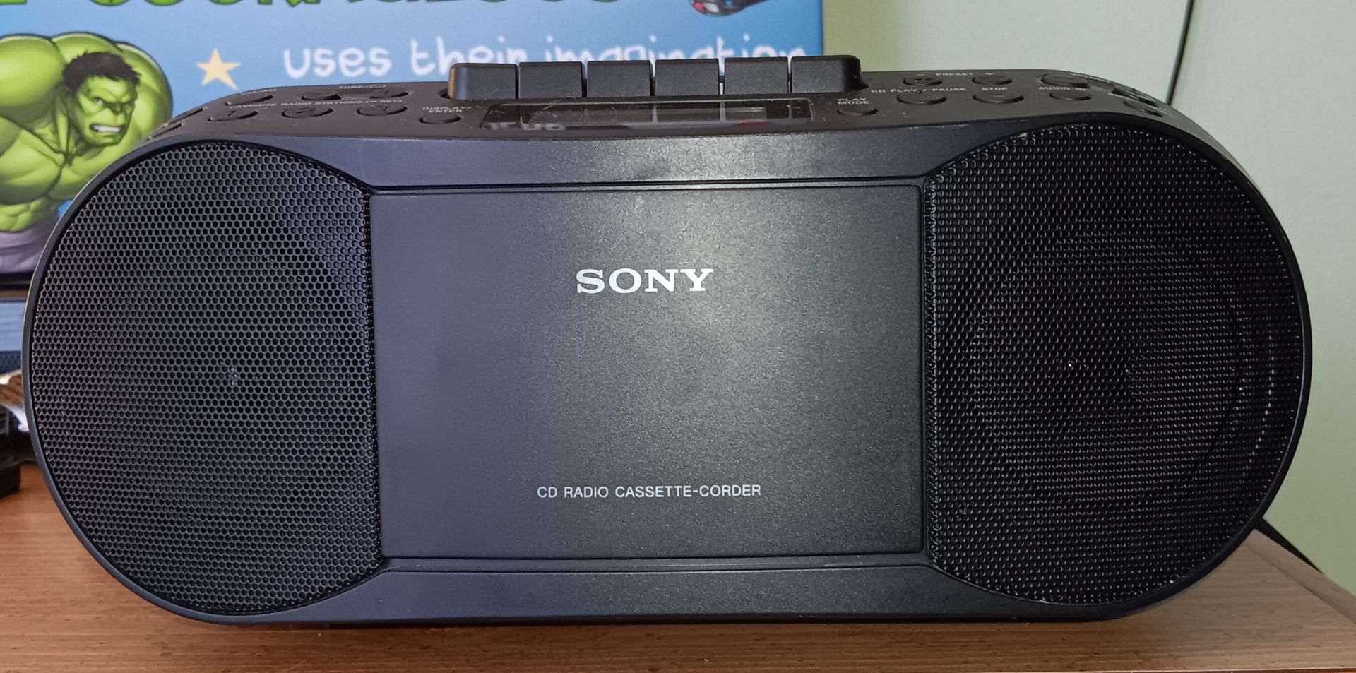 Sony CFD-S70 Boombox - CD / Cassette / AM-FM Radio