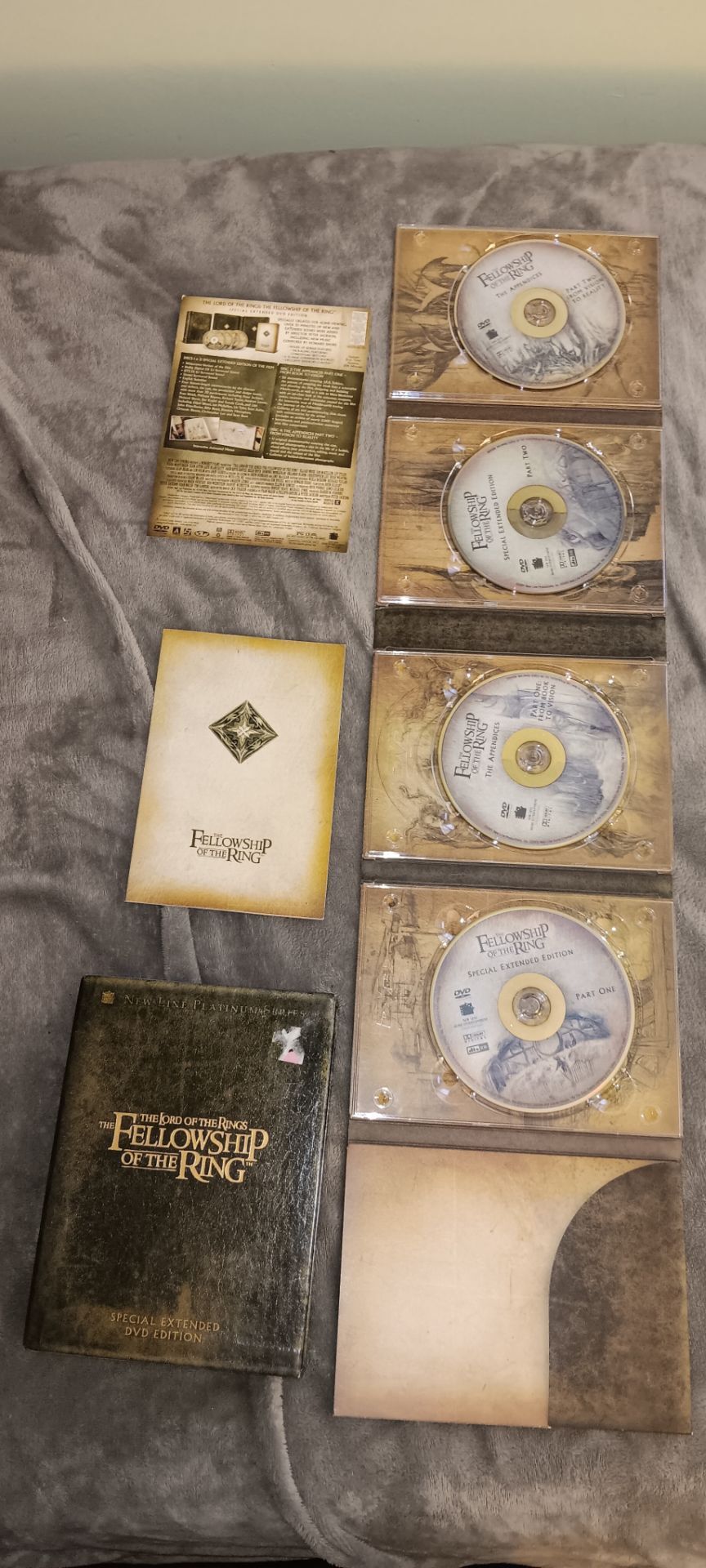 LOTR: Fellowship of the Ring - 4-Disc Extended Collector's Ed - photo 3
