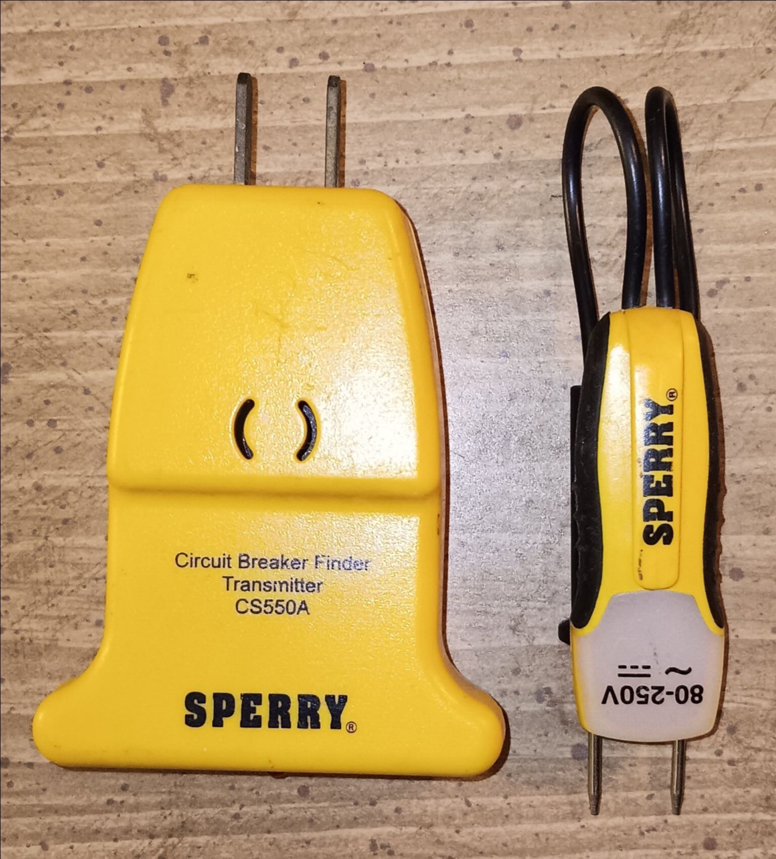 Sperry Electrician Bundle: CS550A Transmitter & ET6102 Tester