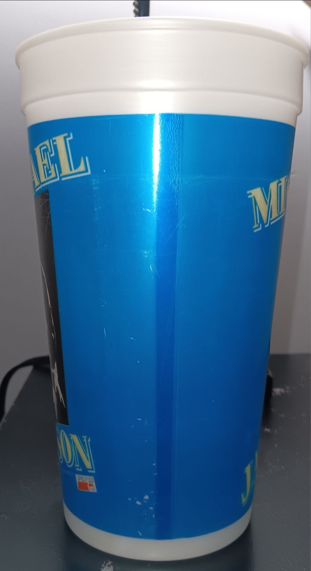 1992-93 Michael Jackson Dangerous World Tour Pepsi Cup - photo 3
