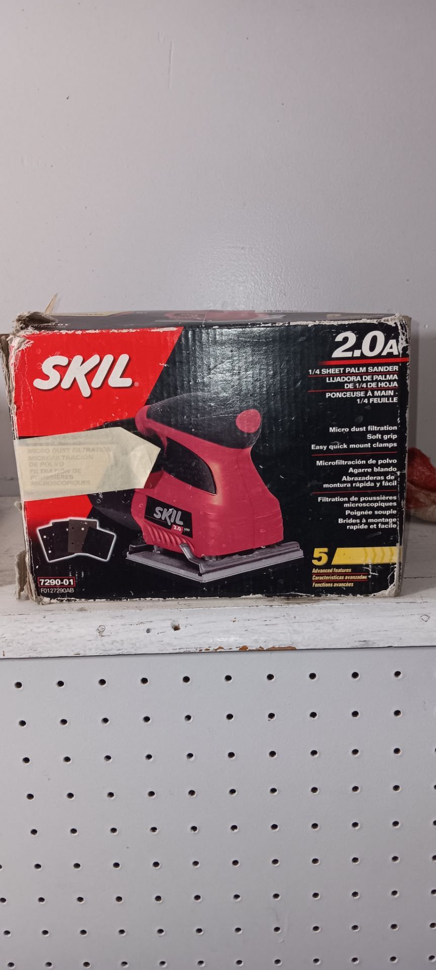 SKIL 1/4 Sheet Palm Finishing Sander - Works Great