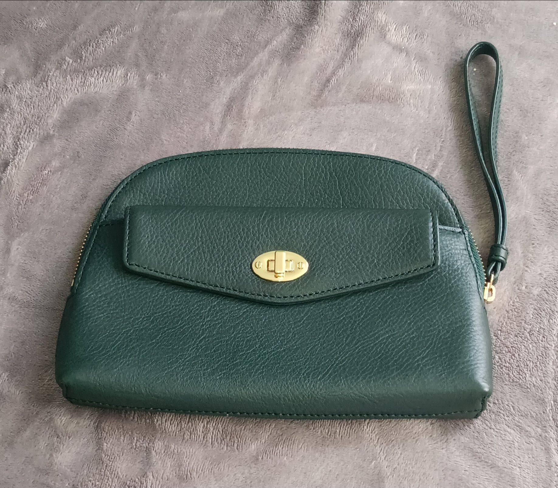 Joy Susan Mini Crossbody Wristlet Clutch – Forest Green