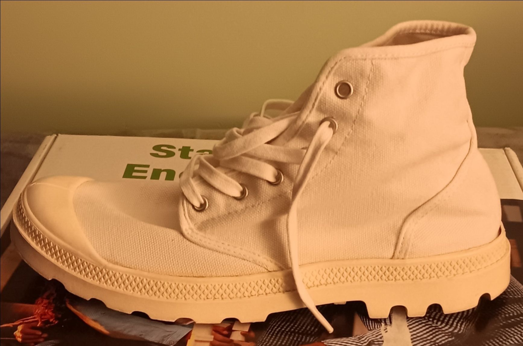 Palladium Pampa Hi Originale White – Authentic – Needs TLC - photo 3