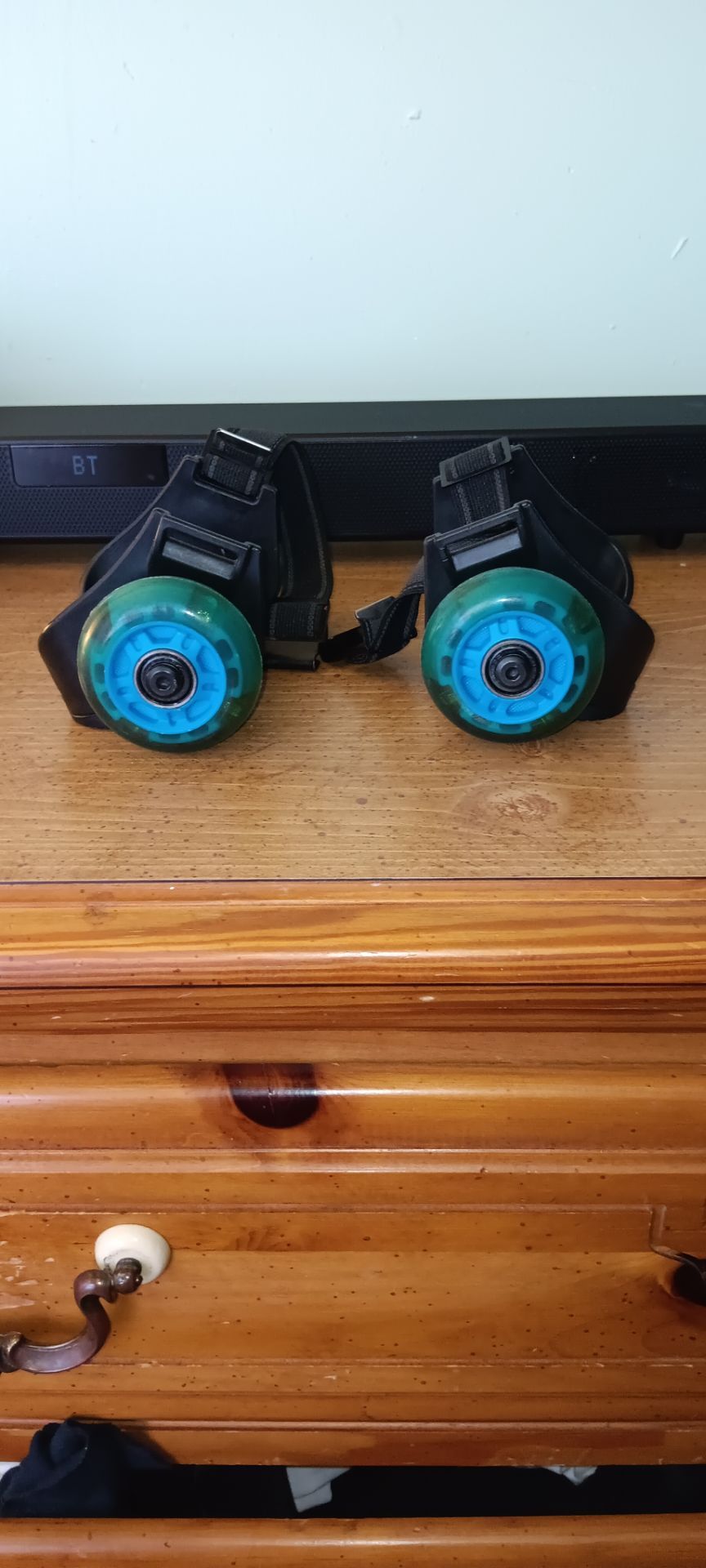 Razor Jetts Heel Wheels Green - LED Light Up Wheels - photo 3