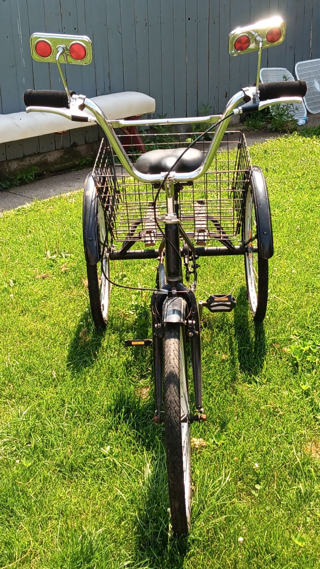 FOLDING Adult Tricycle 24" - Folds In Half For Storage - photo 3