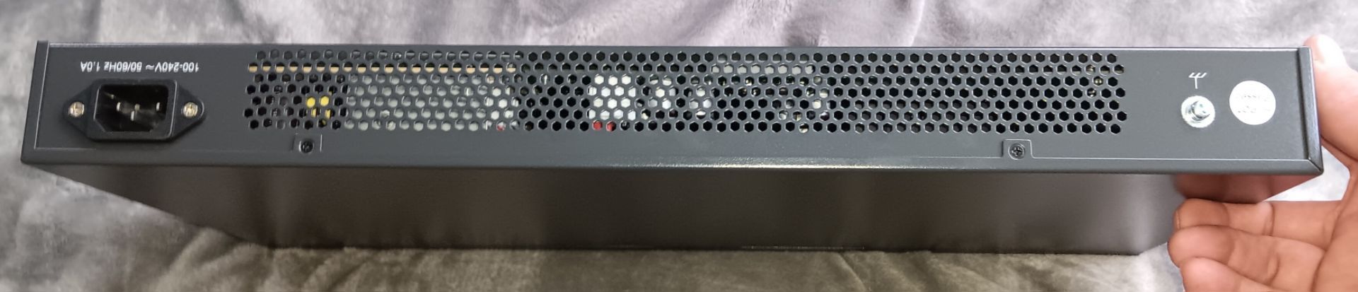 TP-Link TL-SG1048 48 Port Gigabit Rackmount Switch - photo 2