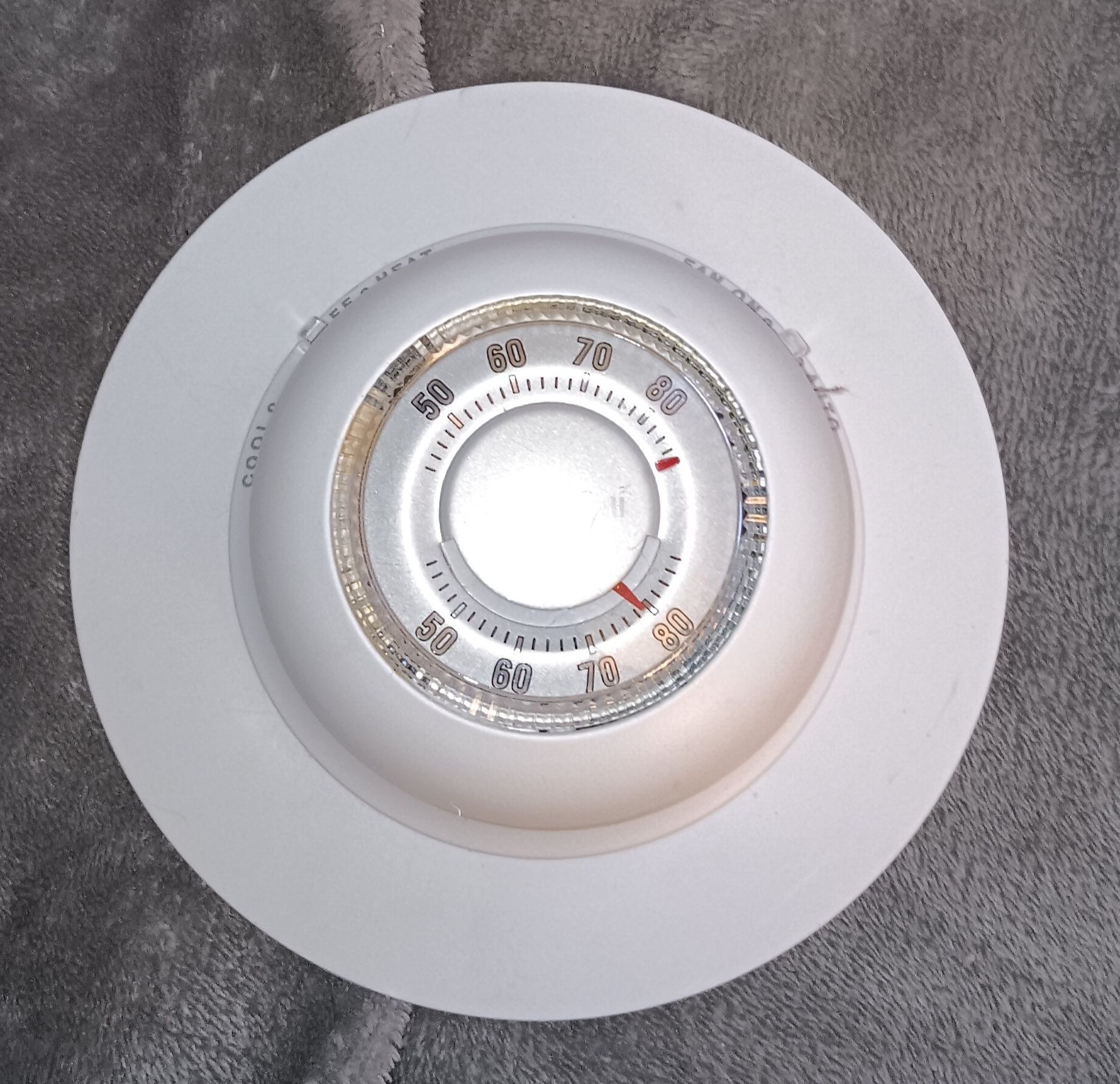 Honeywell Home The Round Thermostat - Heat/Cool - Like New