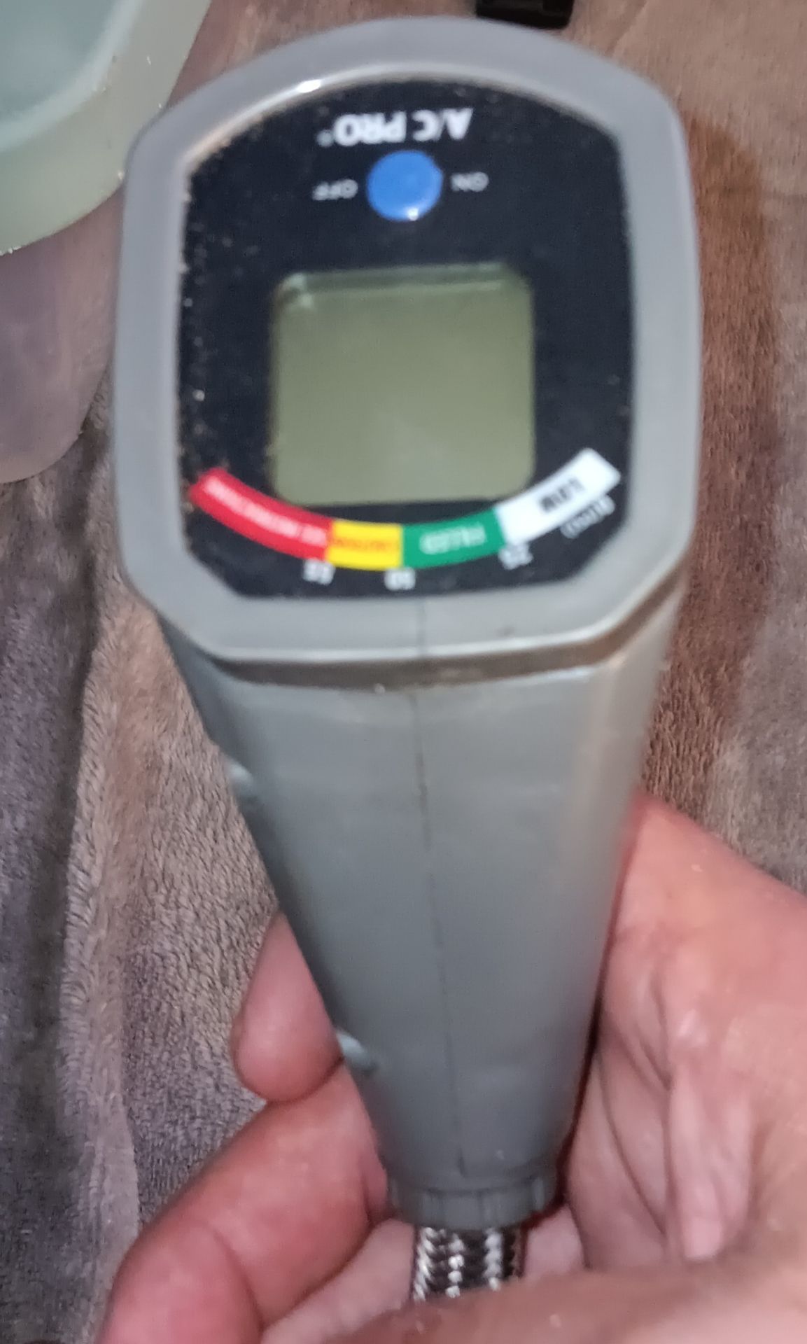 A/C Pro Digital AC Gauge Hose Trigger R-134a ACP400AD