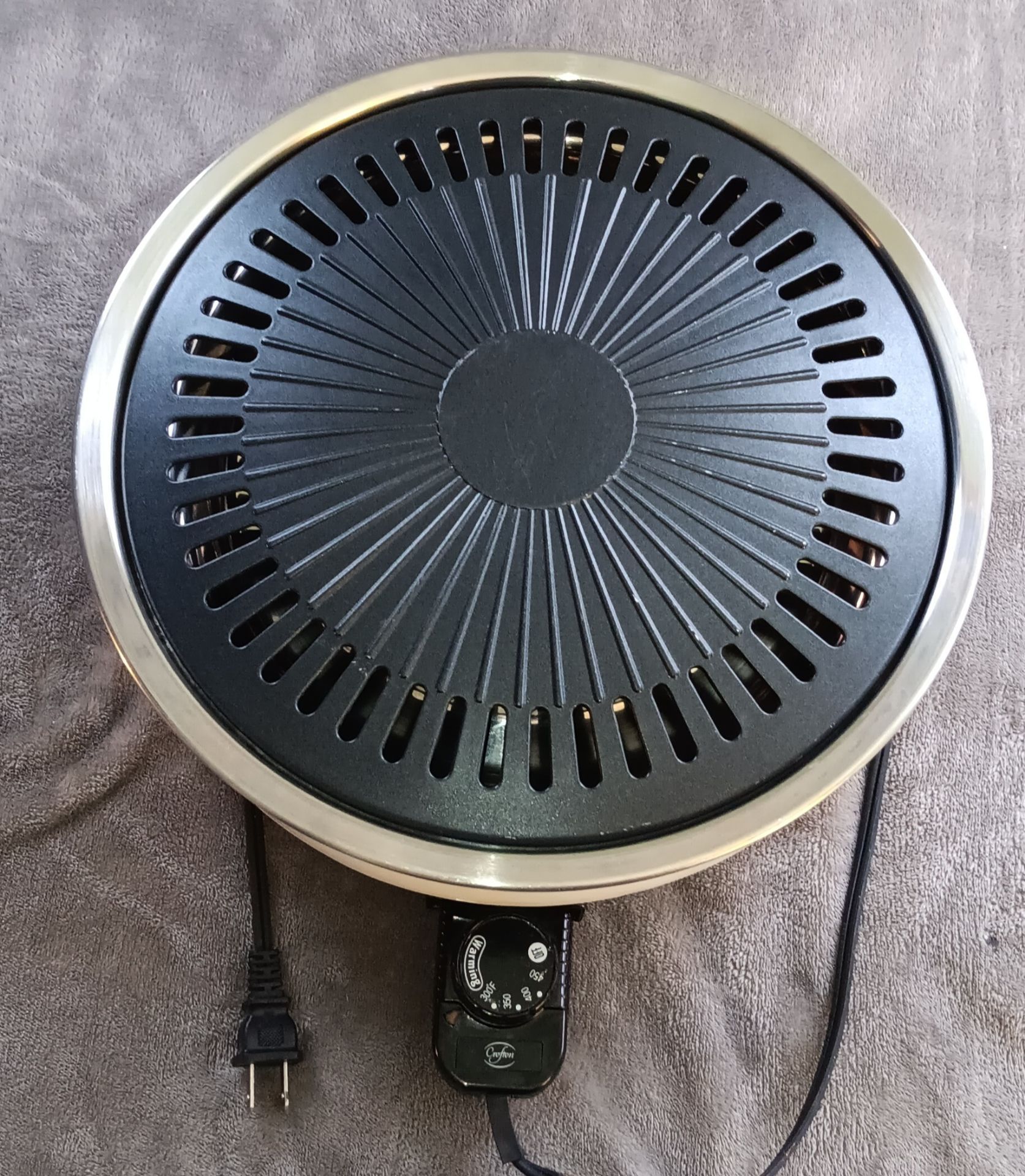 Crofton 3-in-1 Electric Indoor Grill, Hot Pot, and Steamer - photo 3