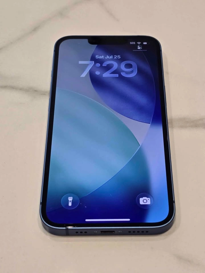 Apple iPhone 13 - Blue - photo 2