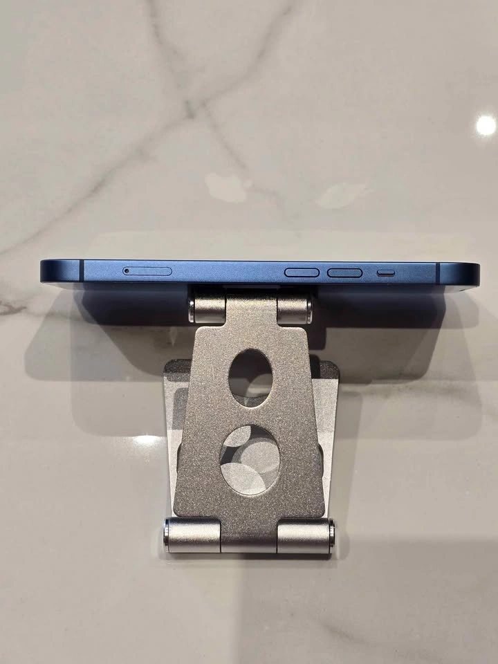 Apple iPhone 13 - Blue - photo 5
