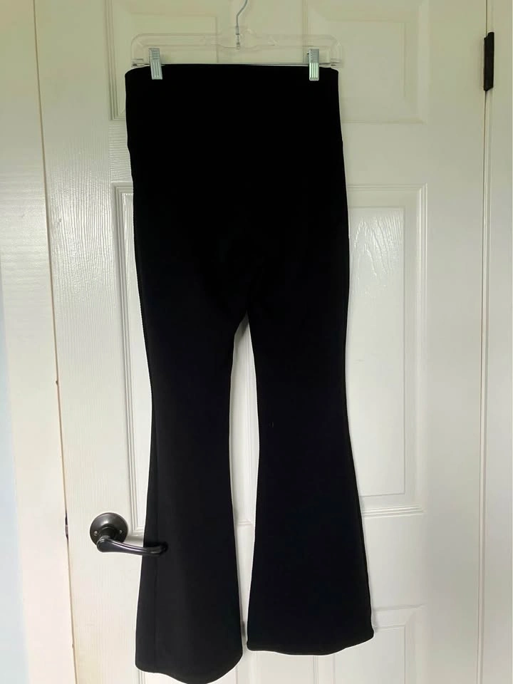 Women’s flared black leggings size medium - Kamicris - photo 2