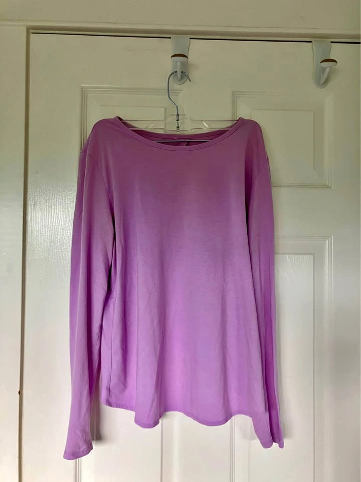 Women’s purple long sleeve size medium - Fabletics