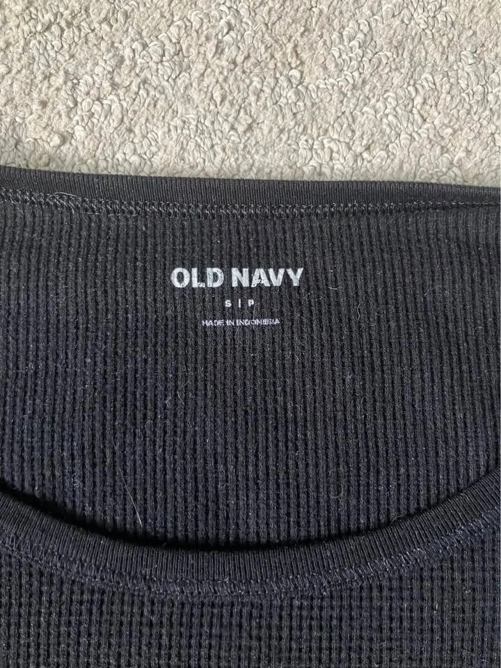 Women’s black long sleeve size small - Old Navy - photo 2