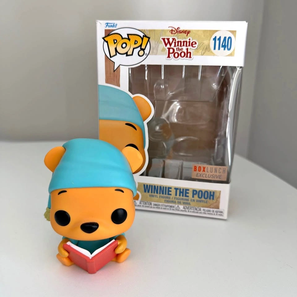 Funko POP! Disney Winnie The Pooh (Reading a Book) #1140