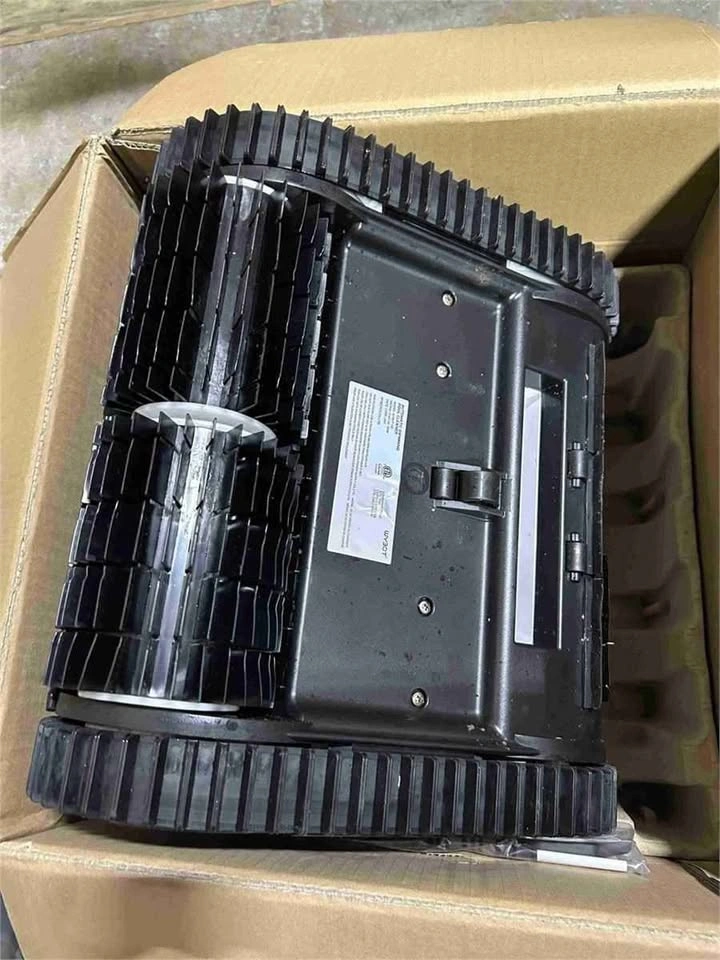 2026 Upgraded WYBOT C2 Cordless Robotic Pool Cleaner - photo 3