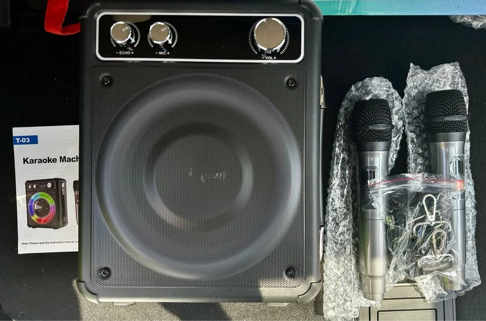 VOSOCO Karaoke Machine with 2 Wireless Mics(New) - photo 4