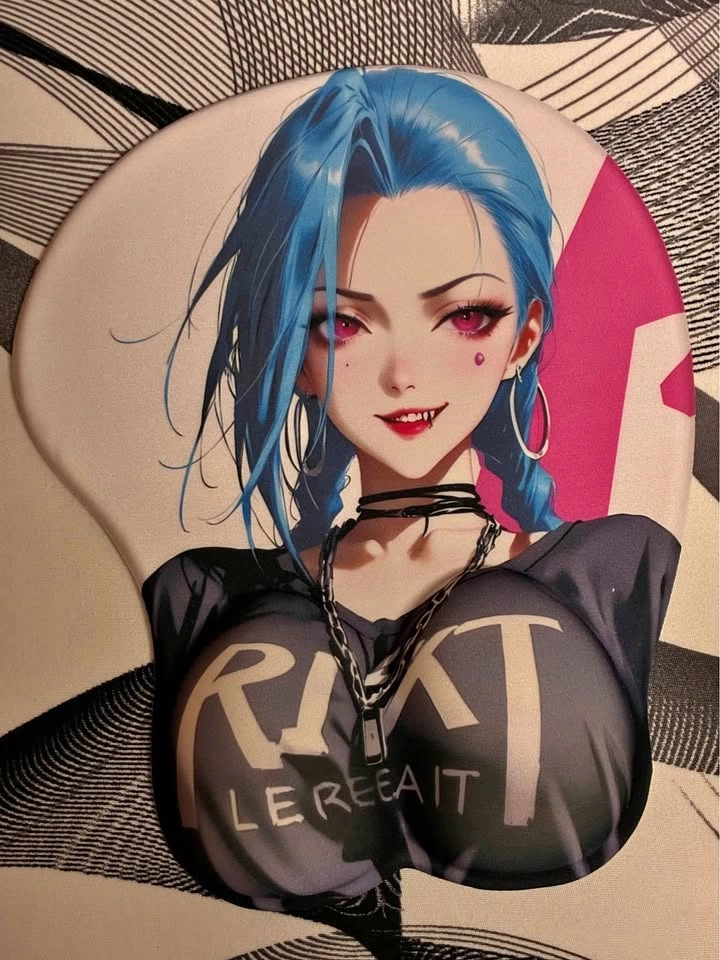 Jinx (League of Legends / Arcane) Ergonomic Mousepad