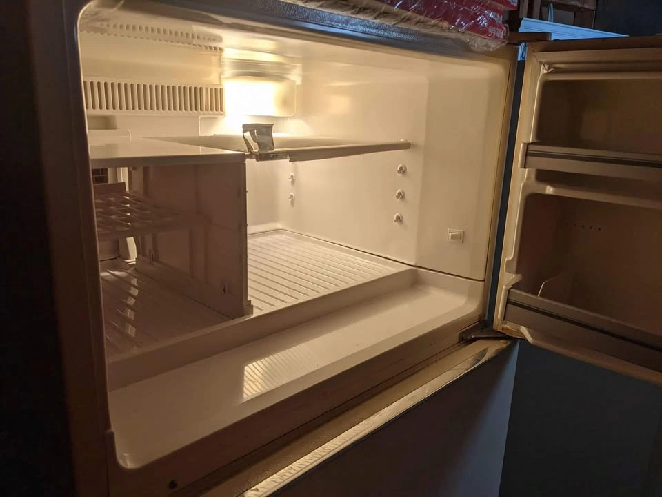 Maytag refrigerator. Excellent condition - photo 4
