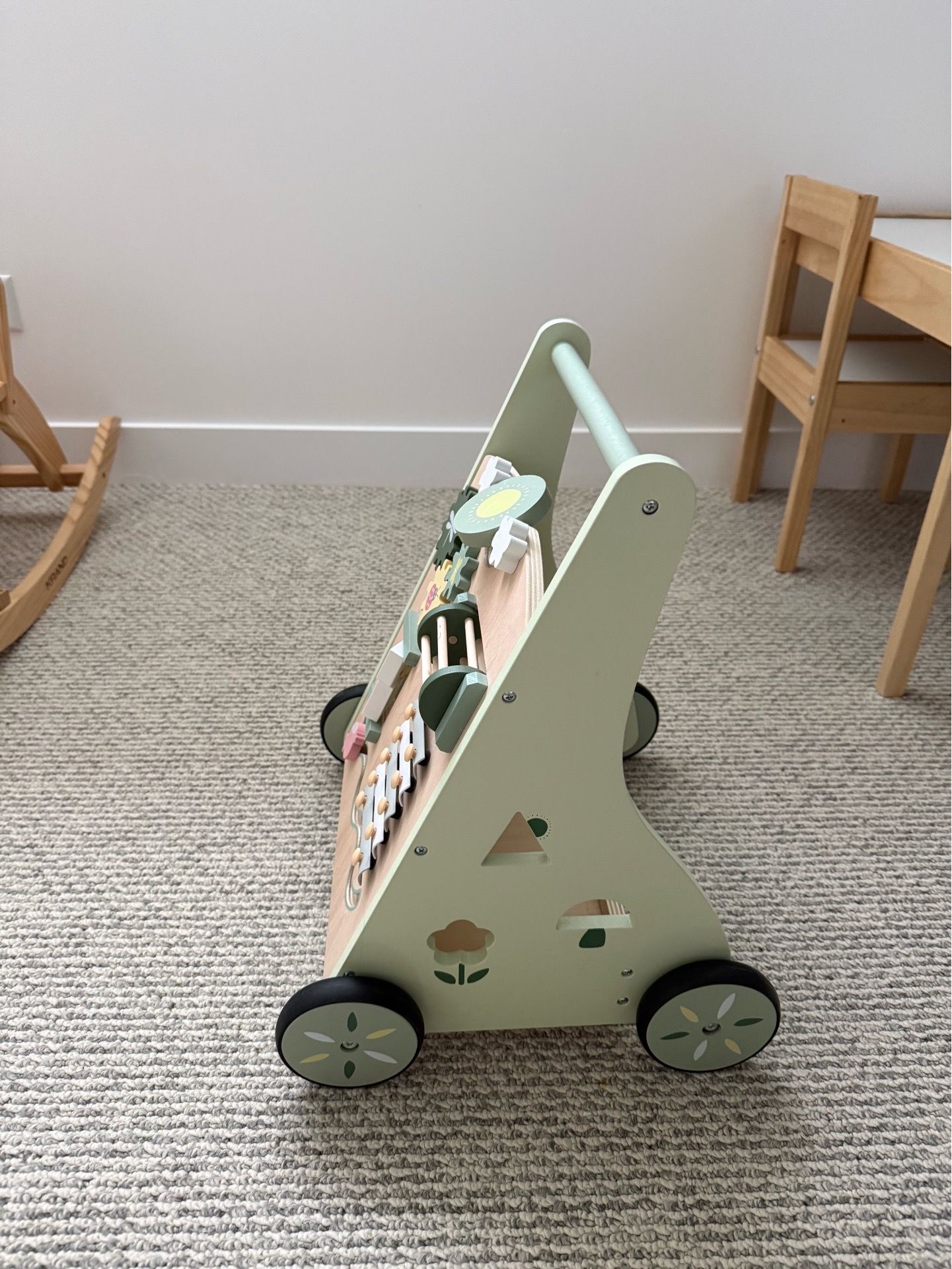 Wooden baby walker - photo 2