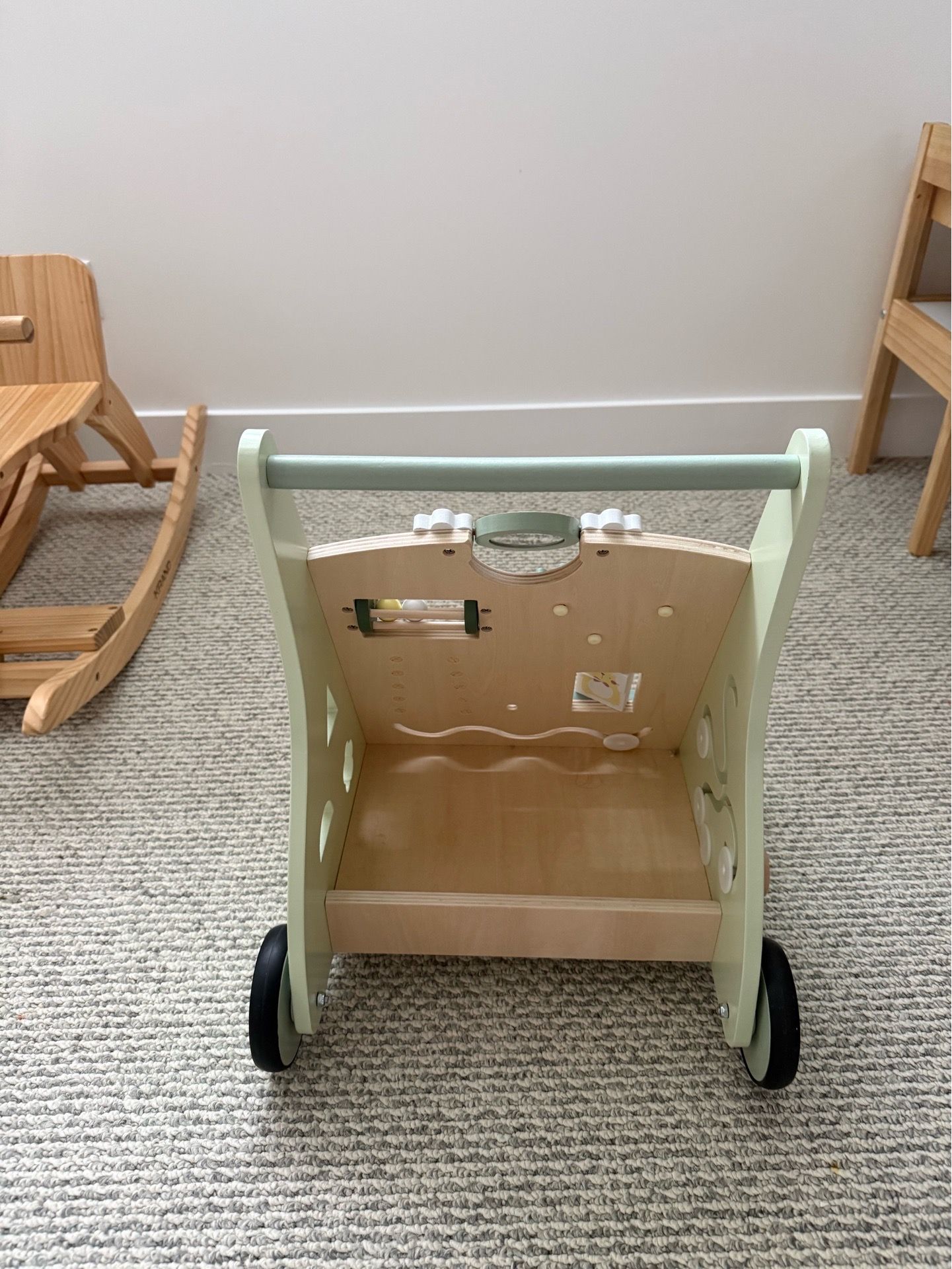 Wooden baby walker - photo 3