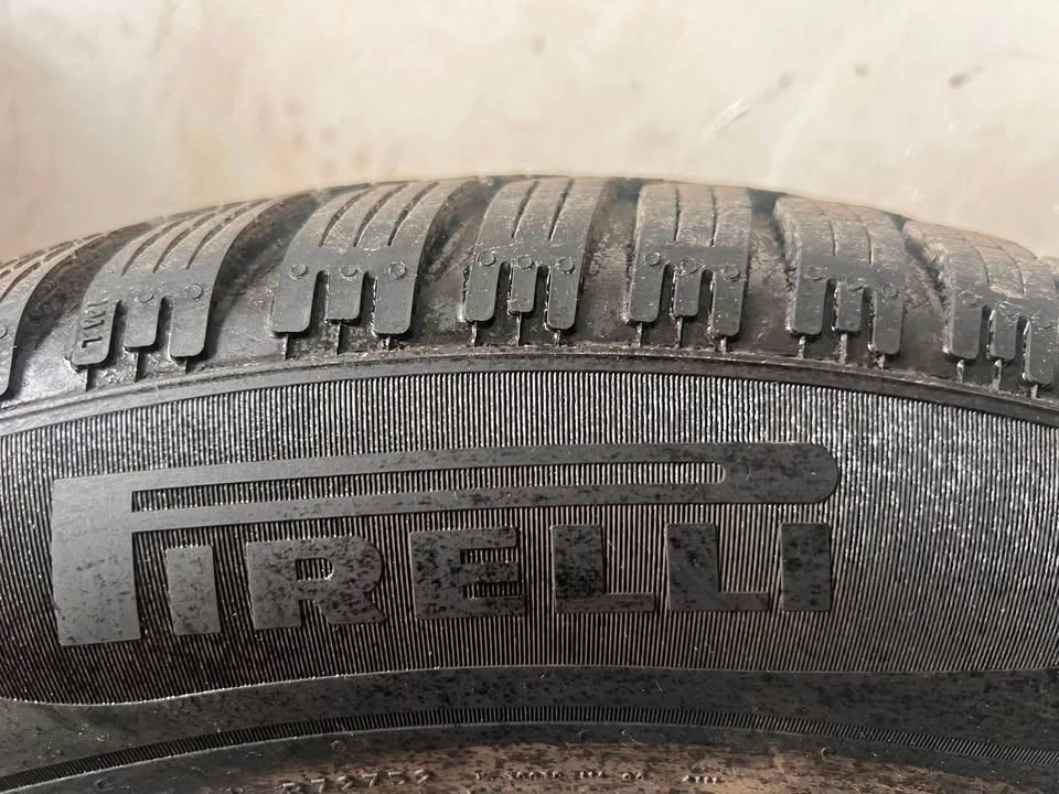 Infiniti Wheels with Pirelli 235/55 R19 Tires - photo 2
