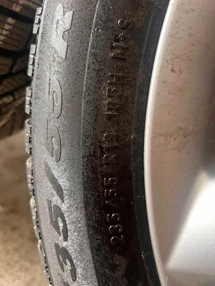 Infiniti Wheels with Pirelli 235/55 R19 Tires - photo 3