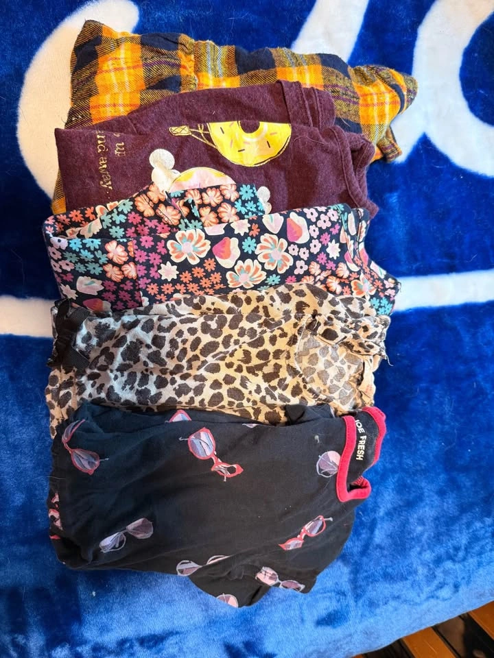Girls 4T bundle - photo 4