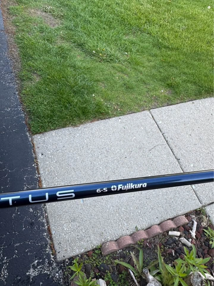 Callaway Rogue St Max LH 5 Wood used with head cover - photo 5