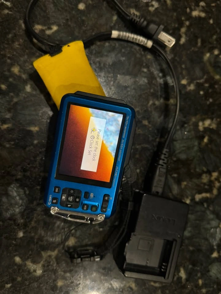 Panasonic Lumix Waterproof Camera - photo 2