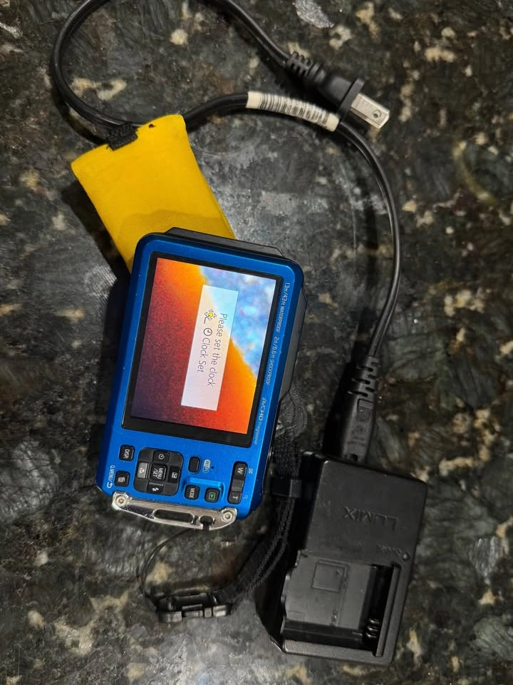 Panasonic Lumix Waterproof Camera - photo 3