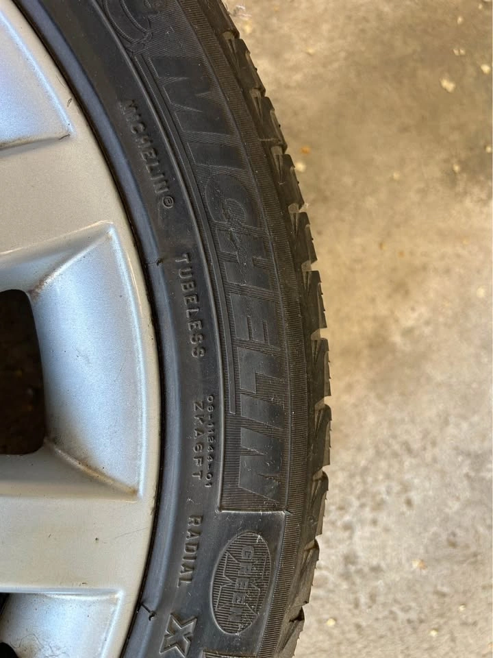 Mercedes Rims with 235/45R17 Michelin Tires - photo 5
