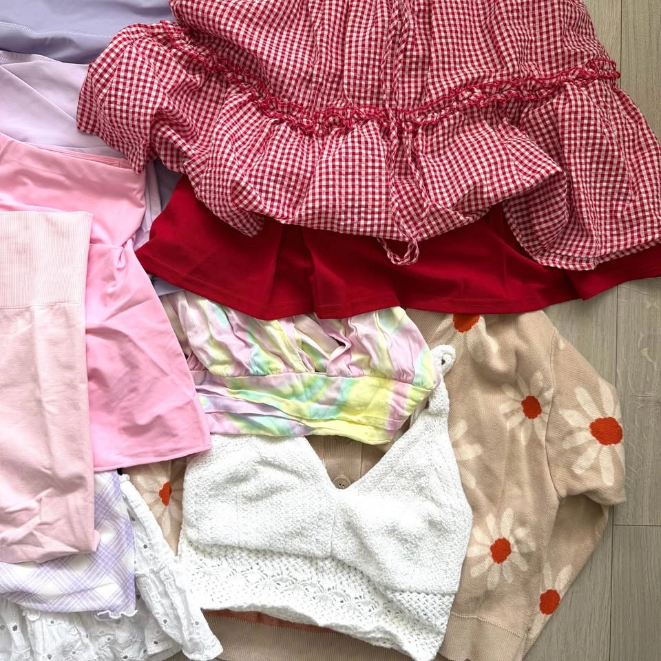 Colourful Summer Clothing 13 Piece Bundle! Size S/M - photo 4