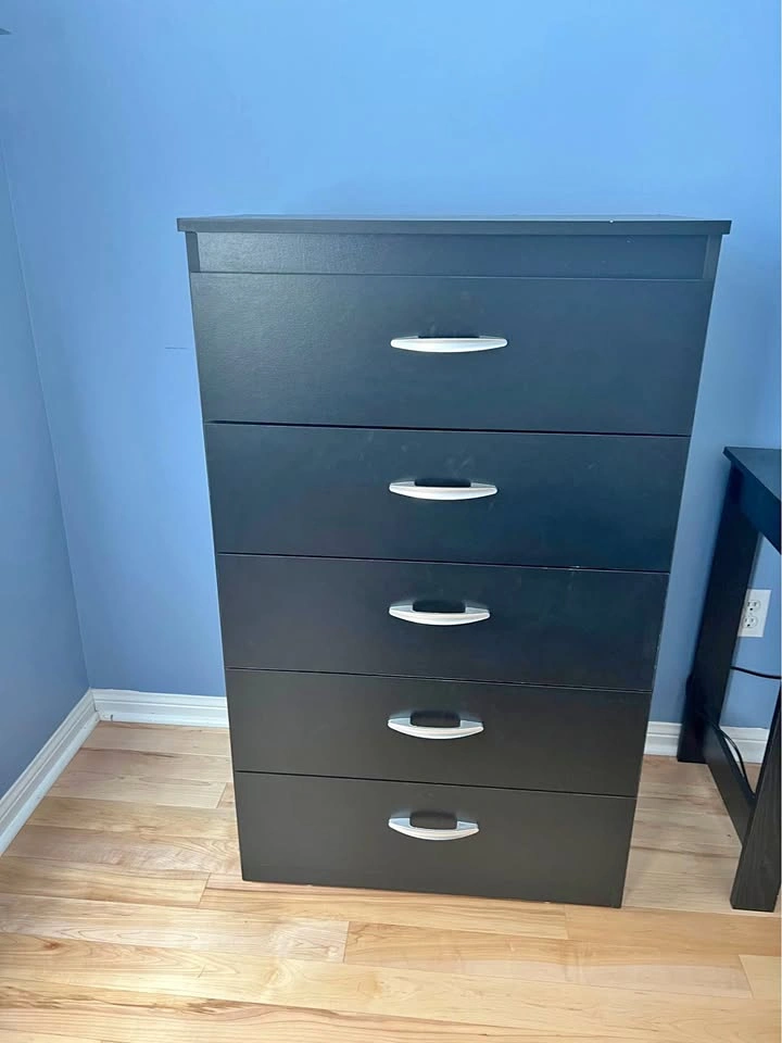 5-Drawer Dresser / Chest of Drawers (Black)